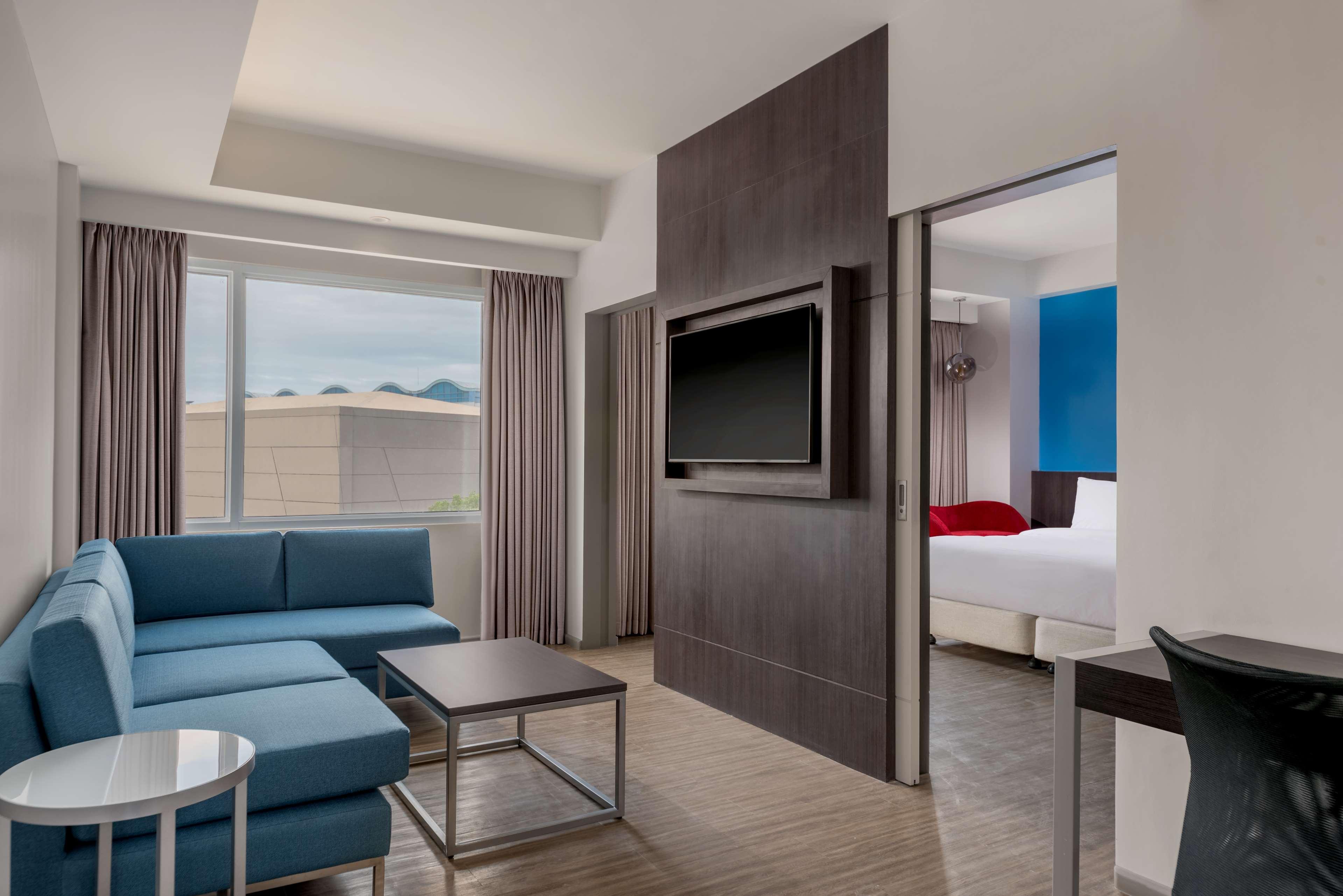 Park Inn By Radisson Iloilo 외부 사진