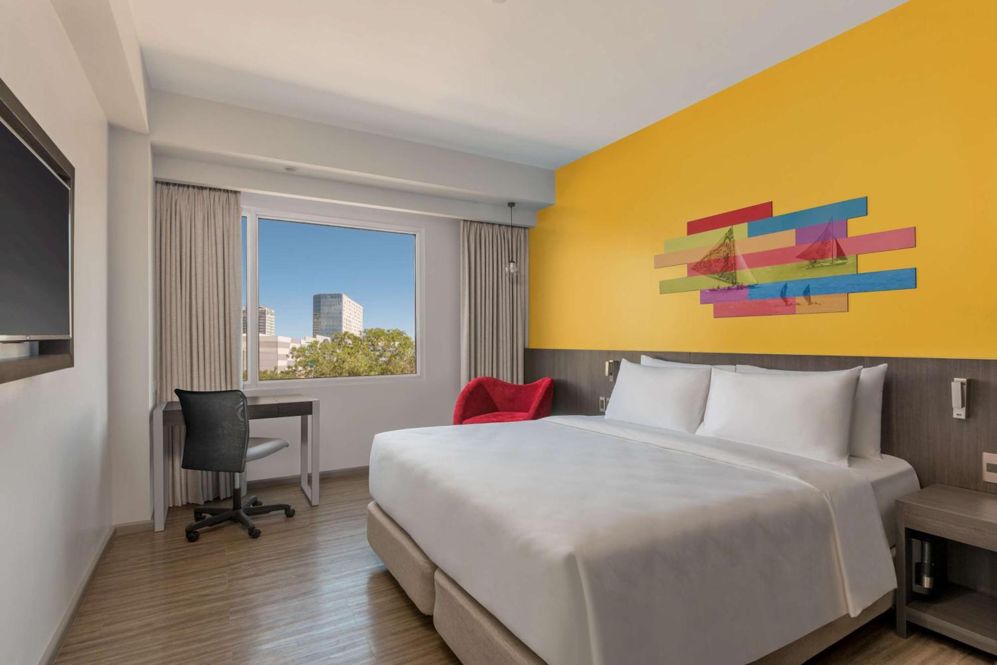 Park Inn By Radisson Iloilo 외부 사진